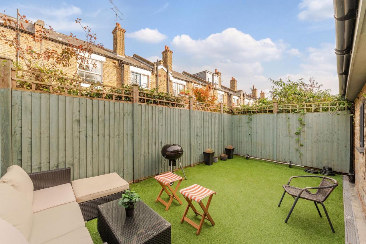 Three-Bedroom Bliss In London Town Exterior foto
