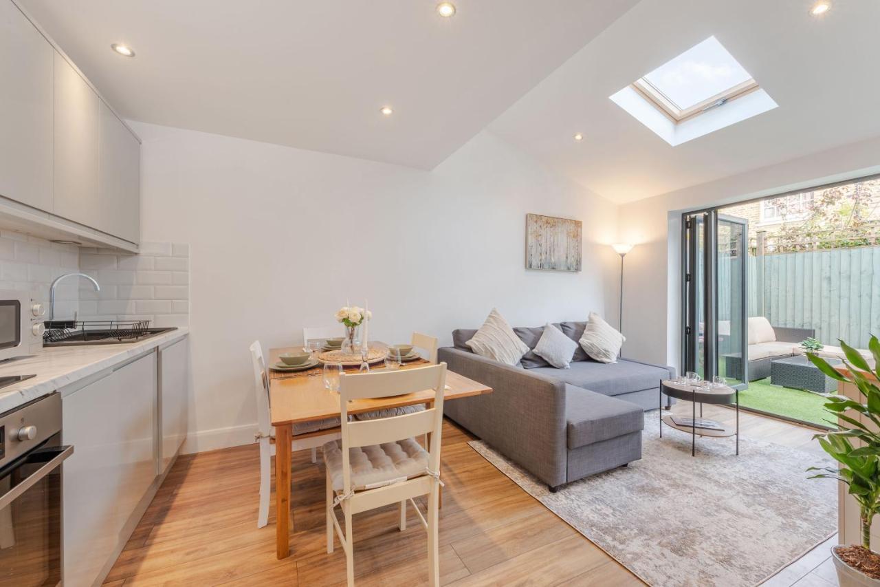 Three-Bedroom Bliss In London Town Exterior foto